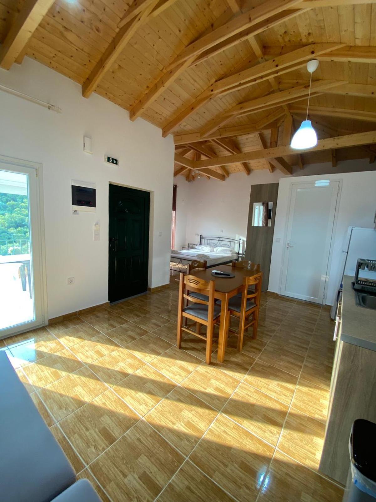 Babis Apartment Áyios Nikítas Zewnętrze zdjęcie